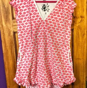 Betsey Johnson Hooded Lounge Tunic